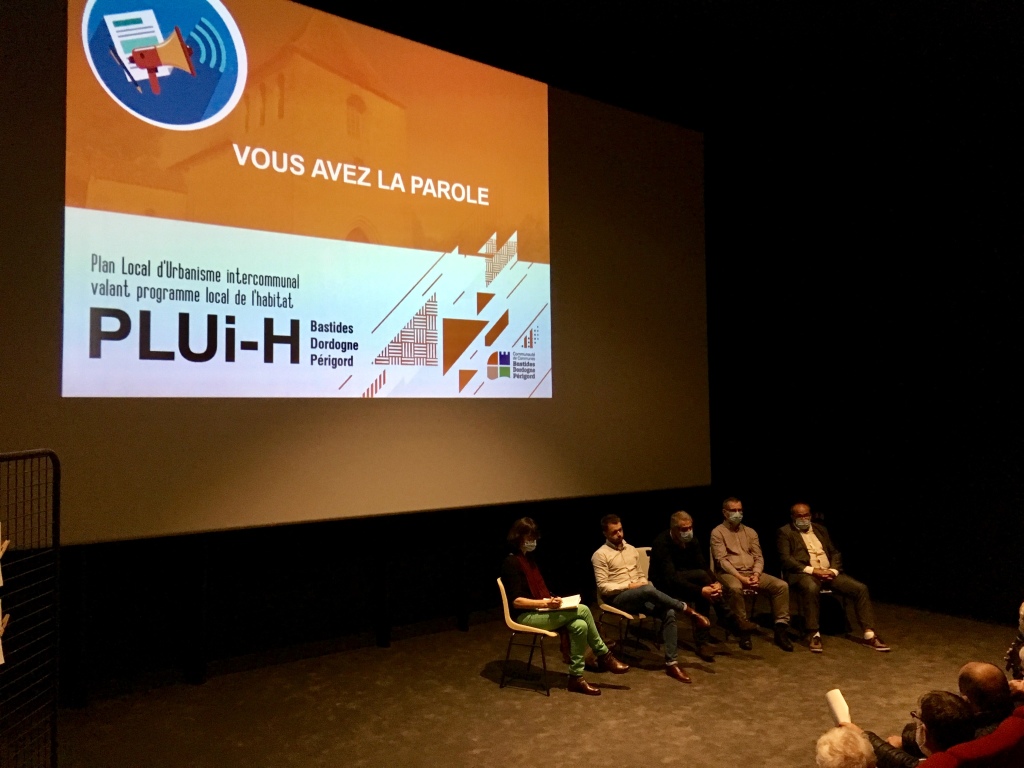 Réunion publique du 6/10/2021 organisée par la CCBDP au Cinéma Lux Louis Delluc