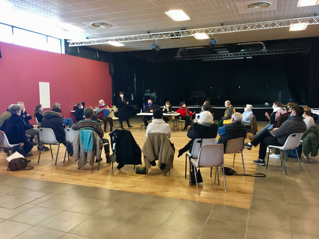 Rencontre municipalité - associations au Buisson de Cadouin