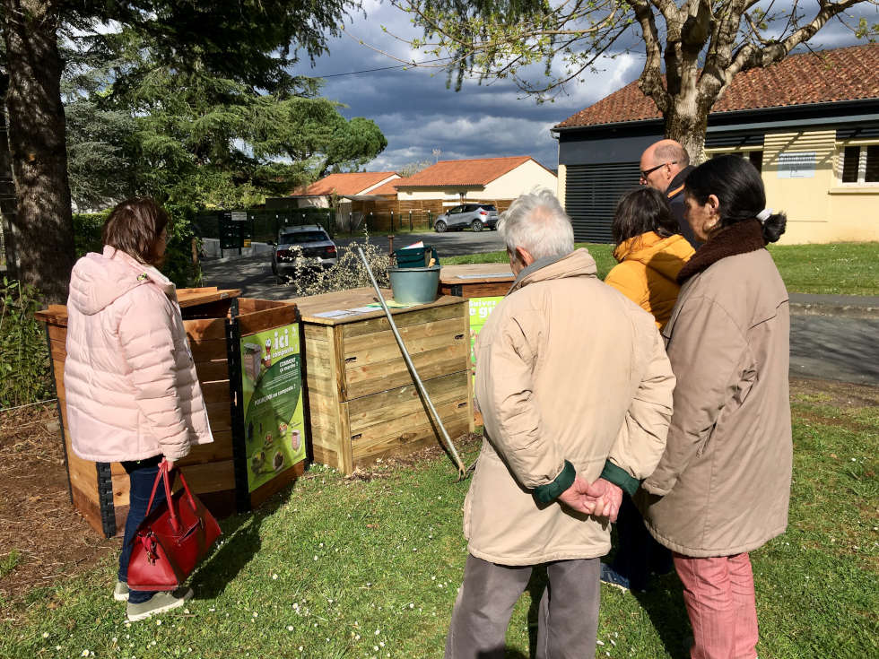 Inauguration d'un troisième composteur collectif