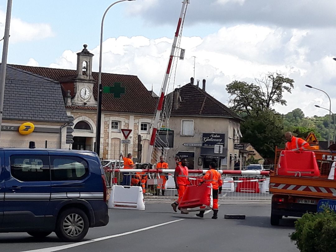 Intervention de la SNCF et de la gendarmerie